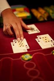 kkkjili app user interface showing casino games and sports betting categories